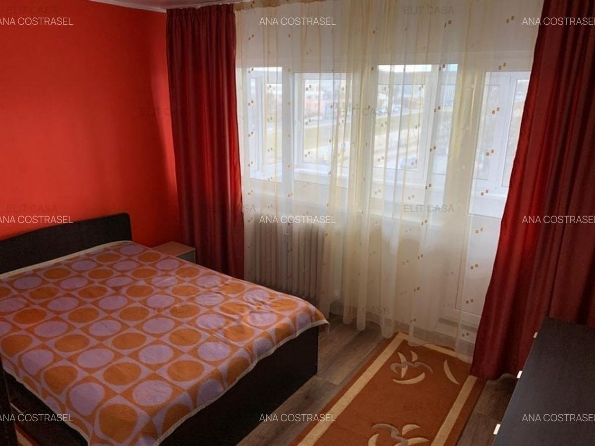 Apartament cu 2 camere, etajul 4/10, zona Podu Ros - 3