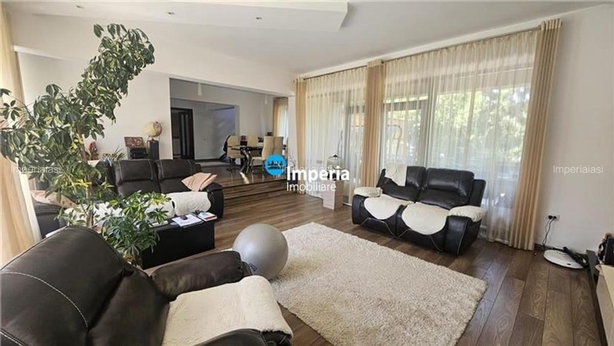 Casa cu teren generos si curte superb amenajata in zona Pietrarie - 1