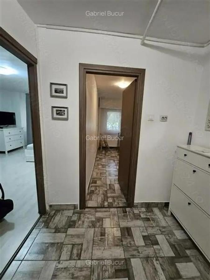 Garsonieră decomandată în Apărătorii Patriei - 4