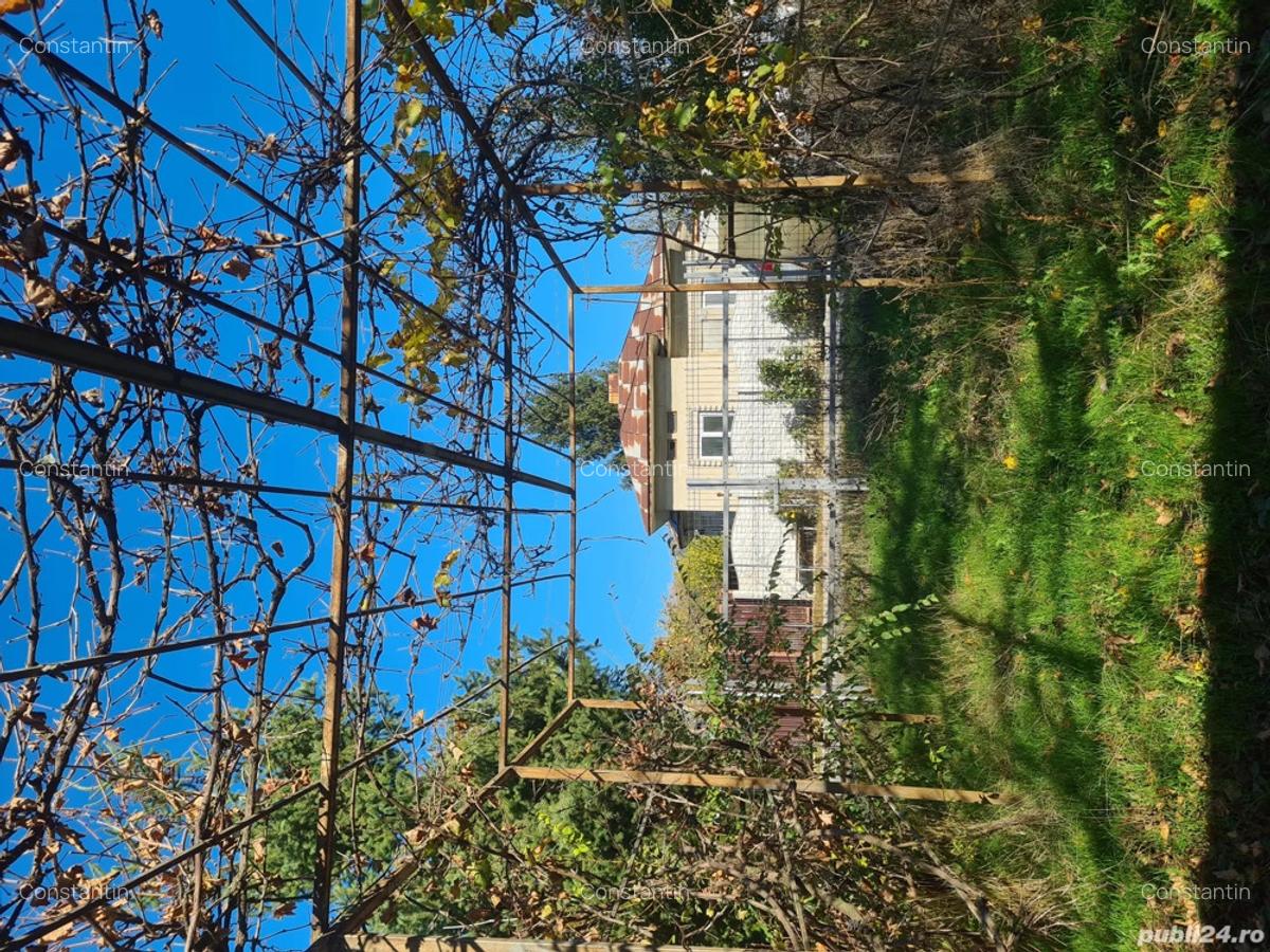 Vand casa la curte cu imbunatatiri - 9