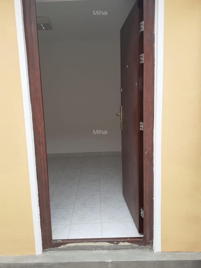 Iancului,Metrou,spatiu de inchiriat,parter ,3 camere,2 bai,centrala,110 mp utila - 3