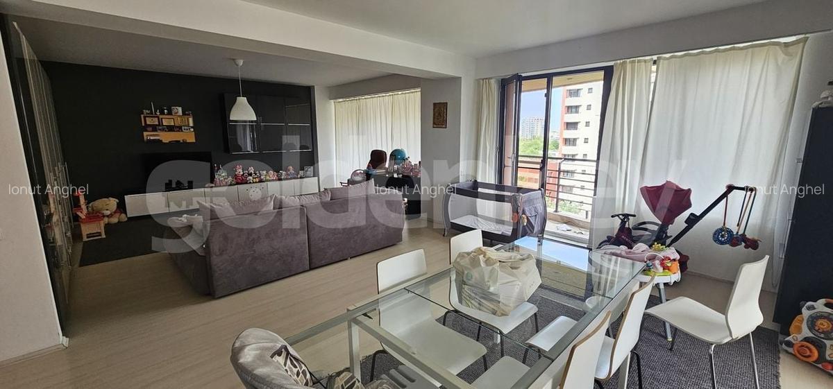 Vedere panoramica | Apartament generos cu 4 camere, 3 bai | 230mpc - 4
