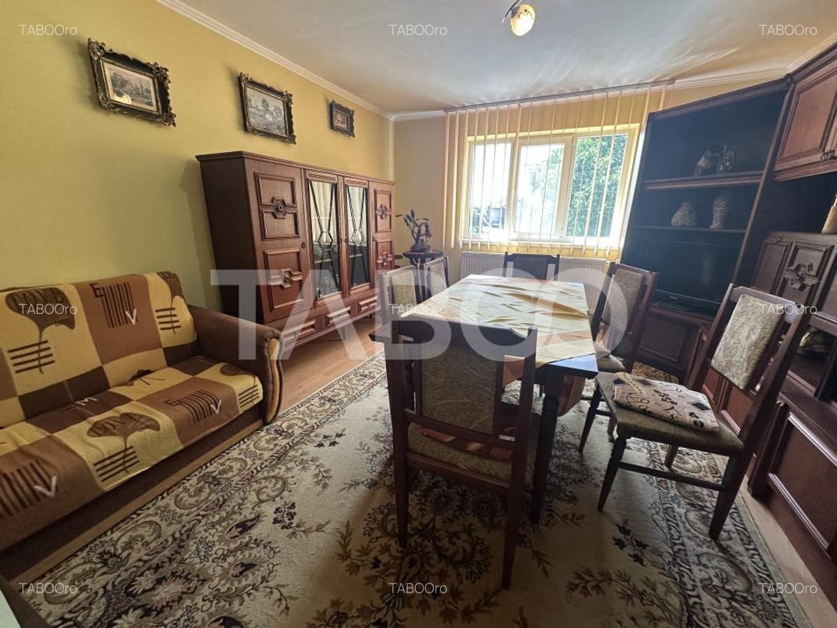 Apartament cu 3 camere decomandat, mobilat în Central - 3
