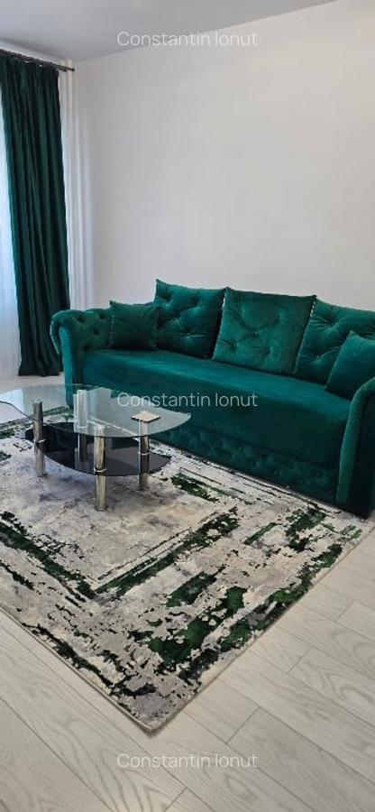 Apartament cu 3 camere decomandat în Obor - 2