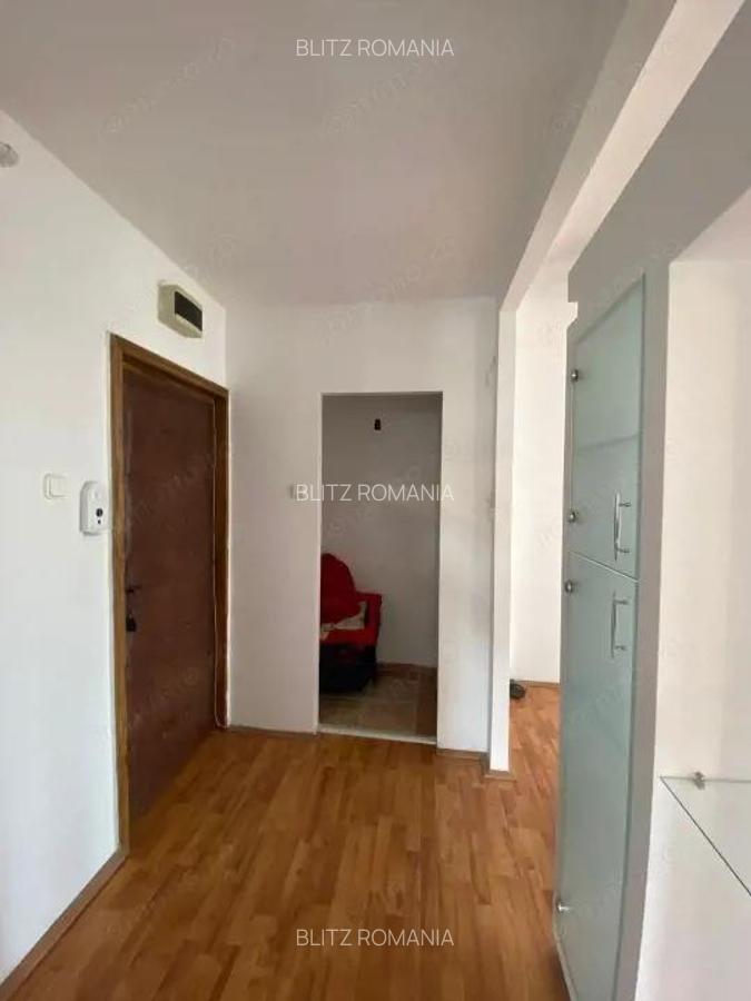 Apartament cu 2 camere, 50 mp, zona Decebal - 4