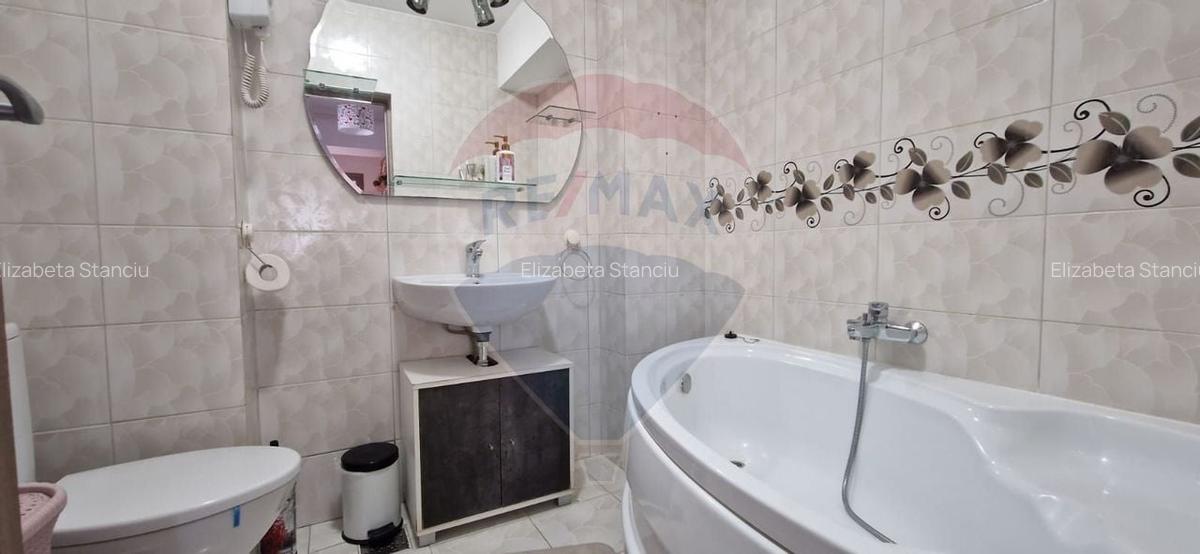 Apartament cu 2 camere de inchiriat termen lung Mamaia central - 4