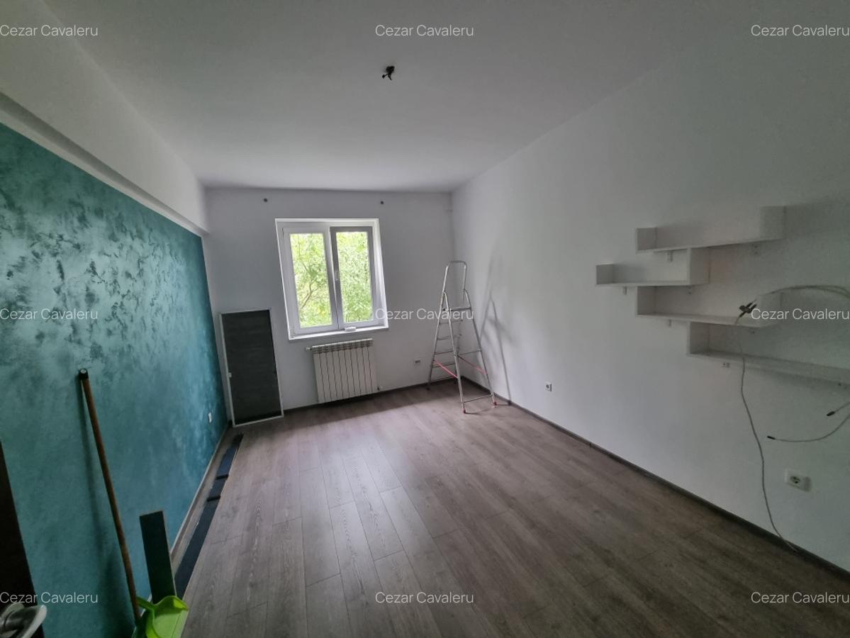 Aviatori-bloc tip vila- 2 camere- renovat recent- boxa pe acte si pod - 4