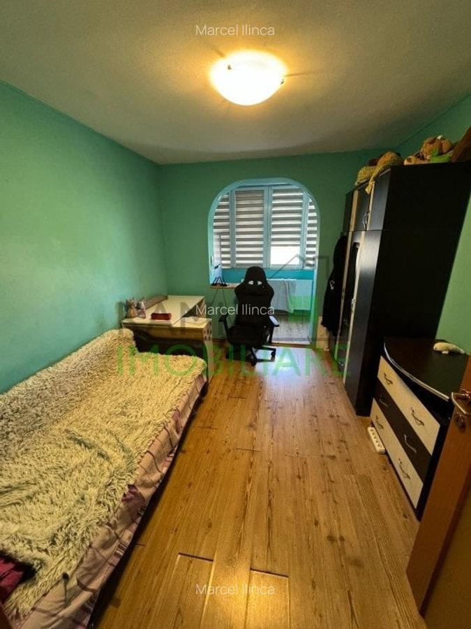 Apartament 3 Camere de Vanzare -  Calea Bucuresti. - 2