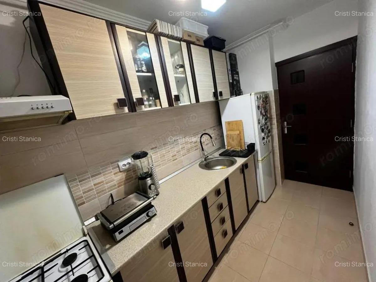 Garsoniera Facultatea de Constructii, Lacul Tei - 2