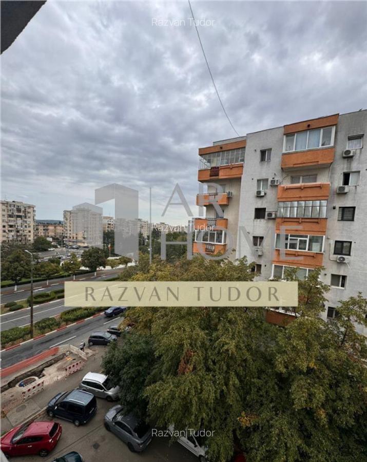 Apartament 3 camere , Pta Mihai Viteazul , zona centrala, Pl - 1 Apartament 3 camere , Pta Mihai Viteazul , zona centrala, Pl - 1
