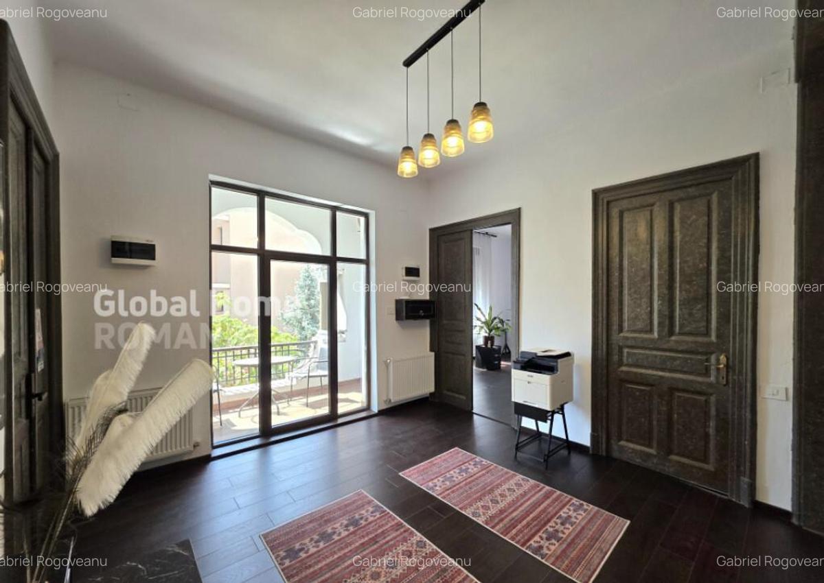 Cismigiu Garden | Office Interbelic Villa - 12 Rooms - 637 L - 30