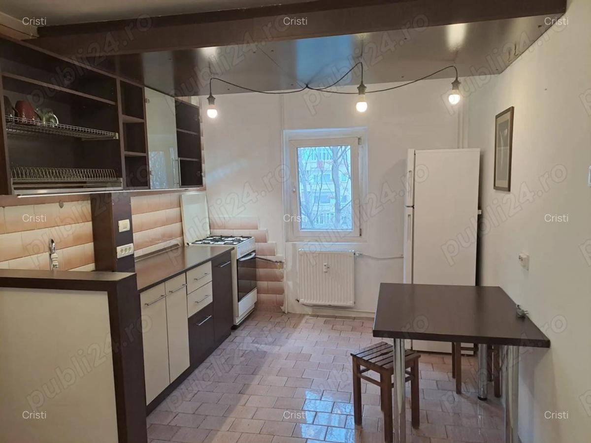 Proprietar inchiriez garsoniera langa Mall Vitan - 2