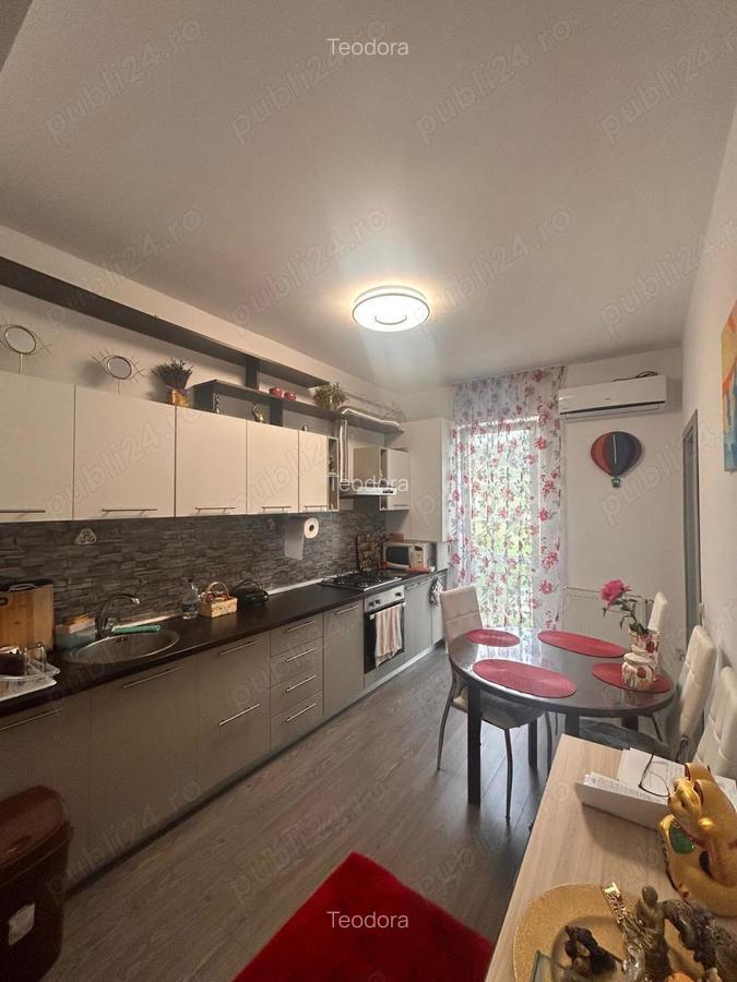 Apartament de 2 camere, decomandat, mobilat si utilat - 3
