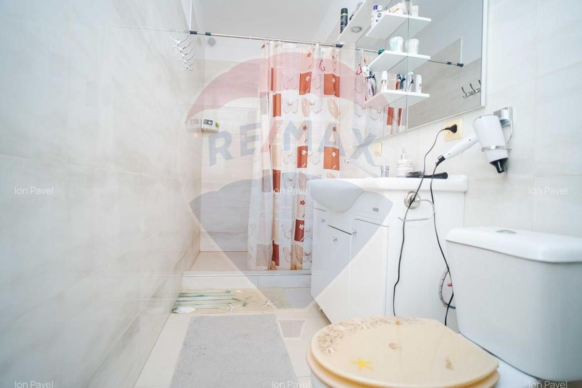 Casa / Vila cu 4 camere de vanzare in zona Podu Ros - 11