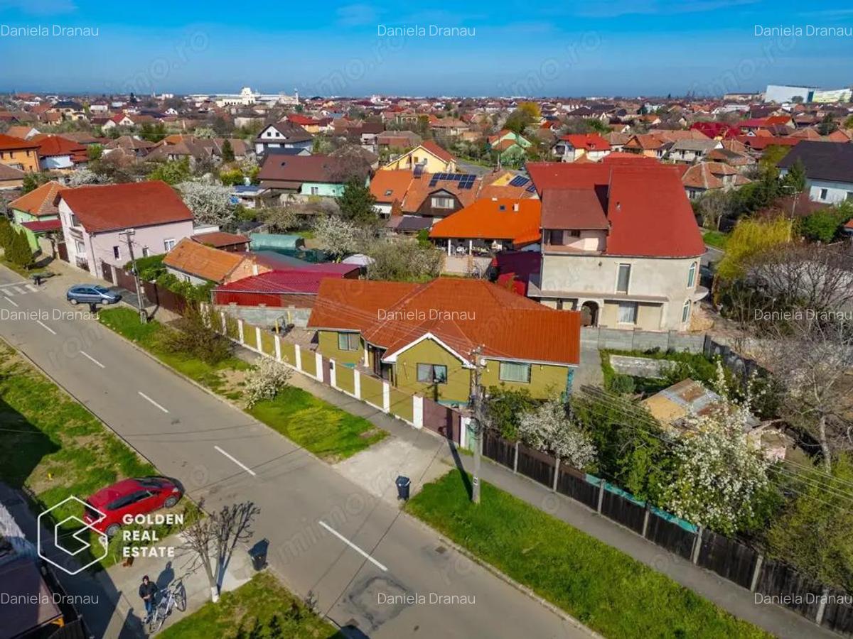 Casa spatioasa cu piscina si teren generos in Bujac - 1