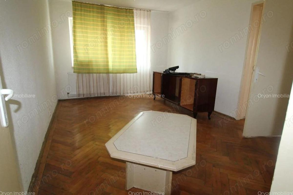 Apartament 3 camere, 66 mp, aleea Teilor - 2