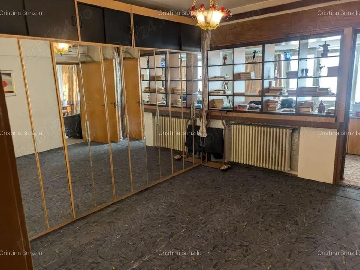 De vanzare Apartament 2 camere - Ultracentral - Universitate, sect 3 - 2