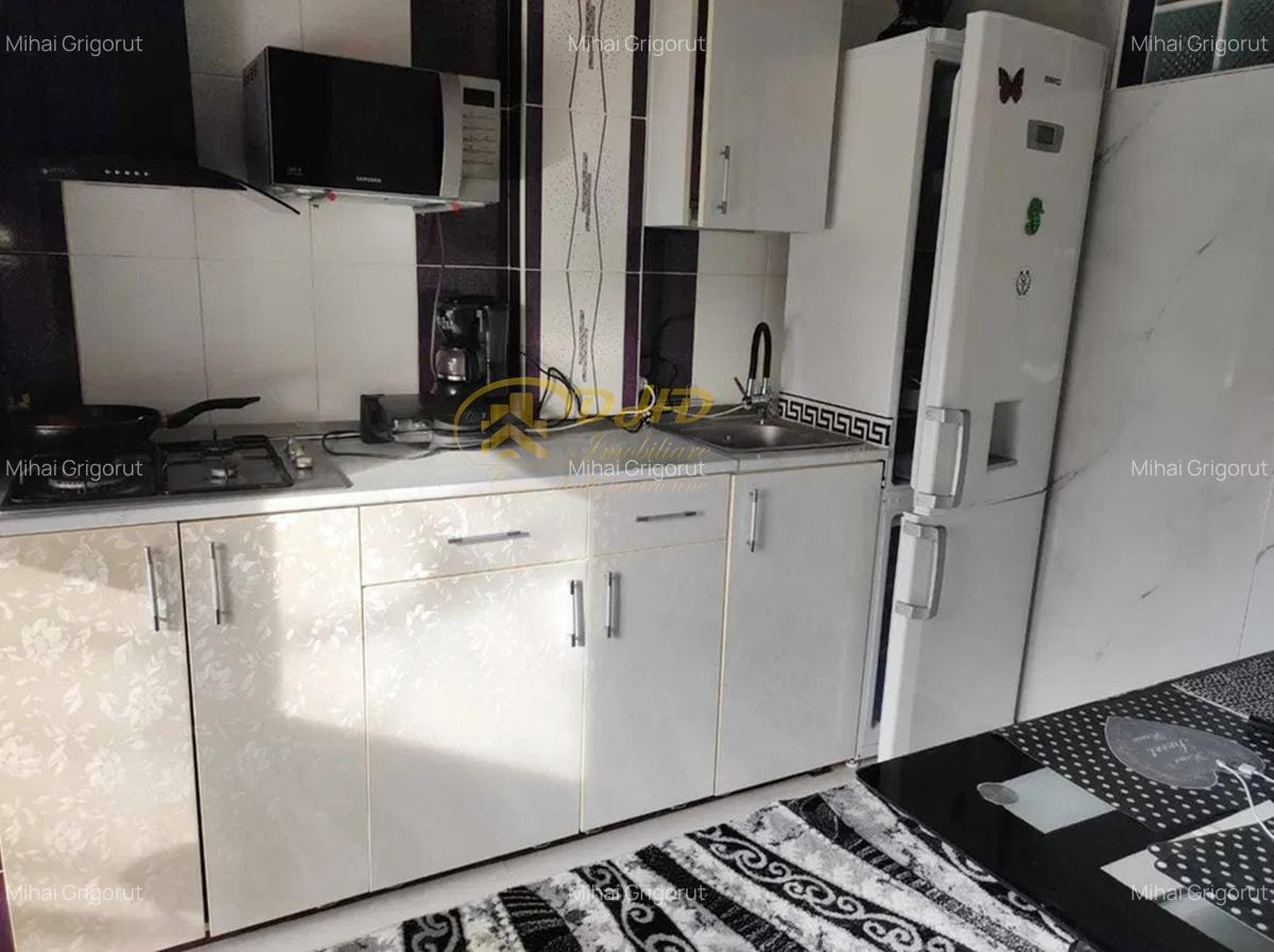 Apartament cu 3 camere in zona Tatarasi - 7