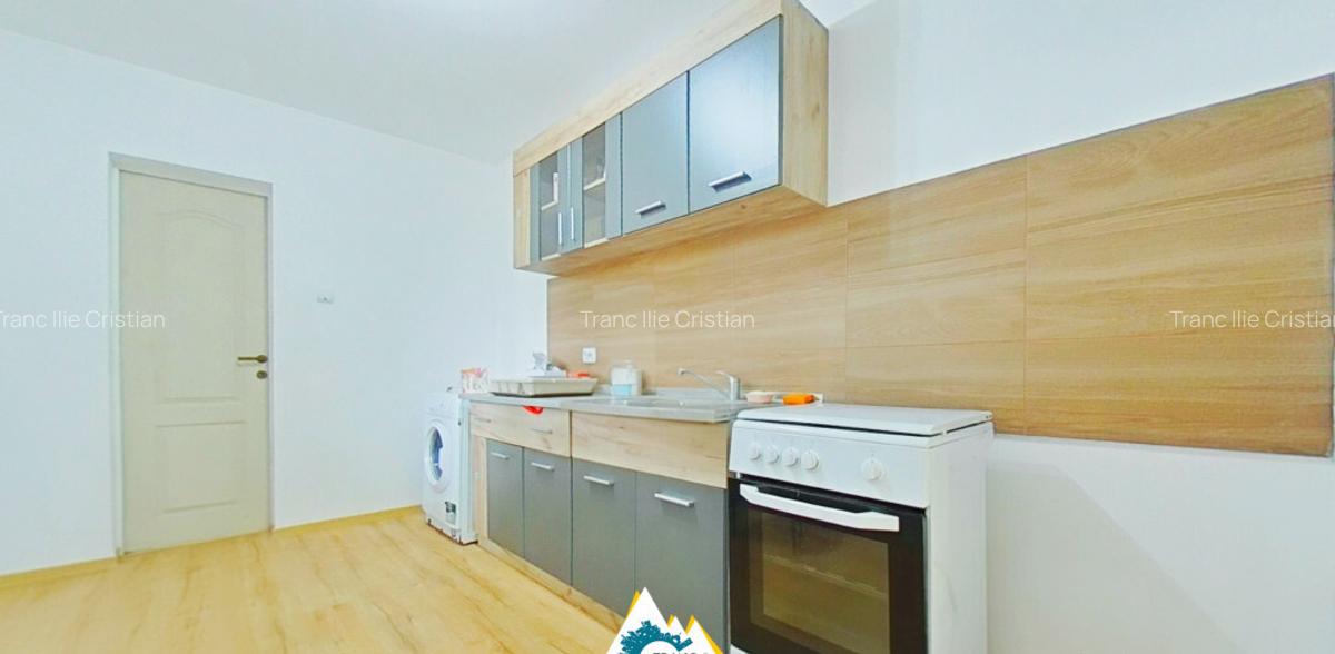 Casa spa?ioasa cu 3 camere, teren generos ?i anexe Curtici, Arad - 4