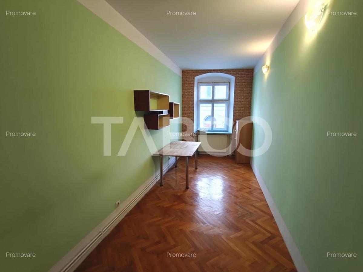 Apartament 3 camere cu geamuri spre strada Nicolae Balcescu Comision 0 - 4