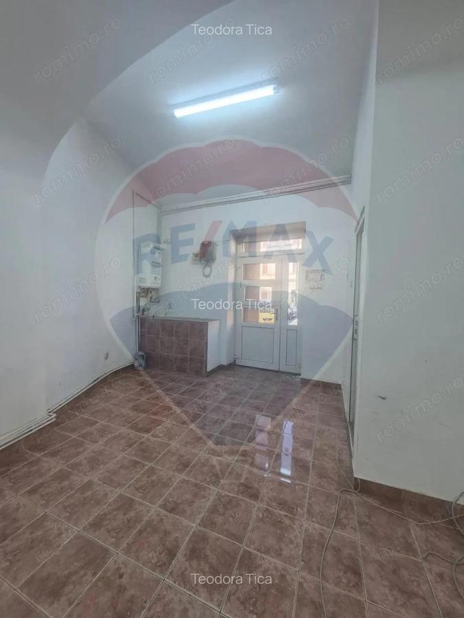Spa?iu comercial/birouri zona Ultracentrala - 1
