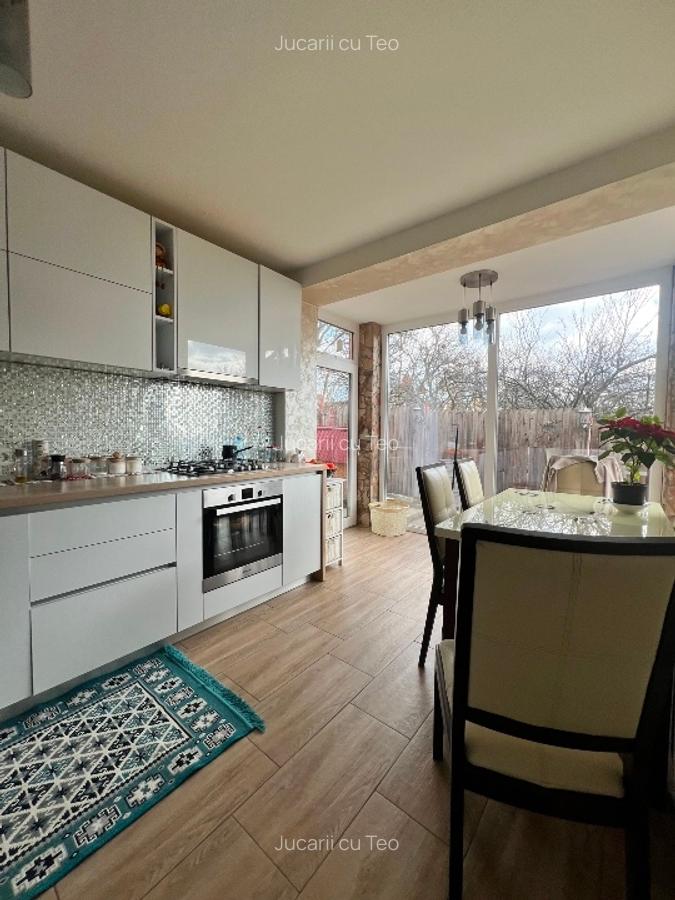Casa 5 camere situata intr-o locatie linistita cu o priveliste superba - 7