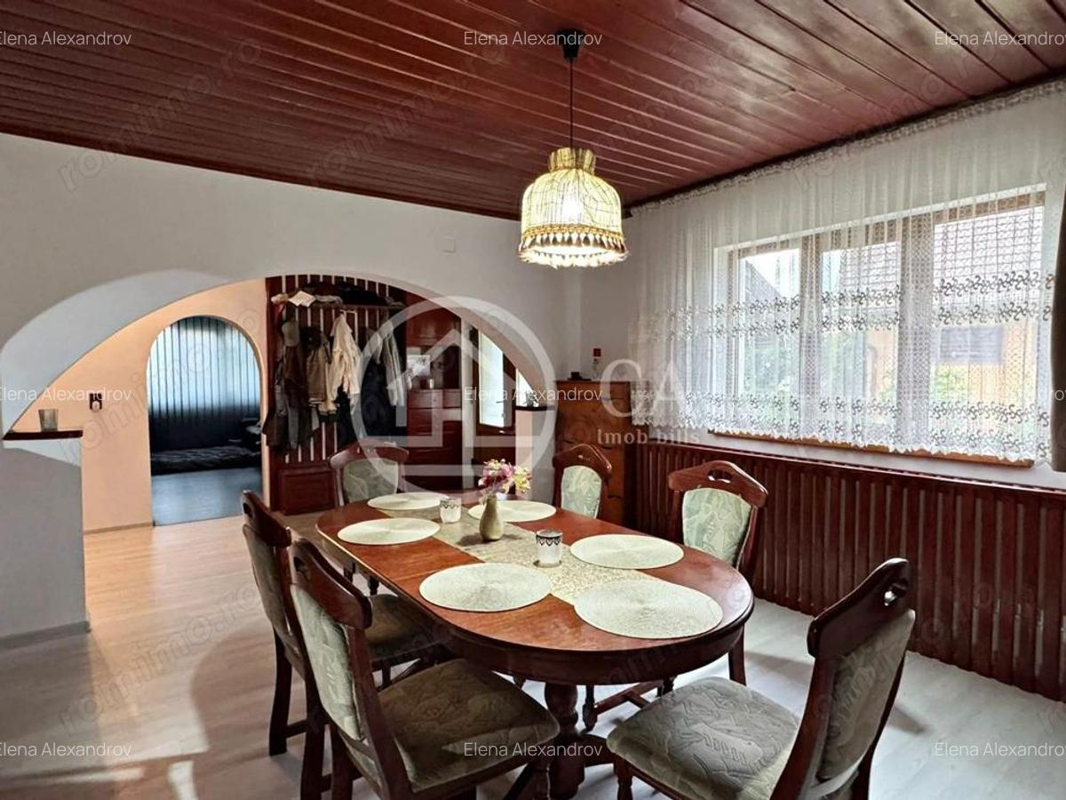 Casa de vanzare cu 4 camere si teren de 1000 mp in Salard, Bihor - 9