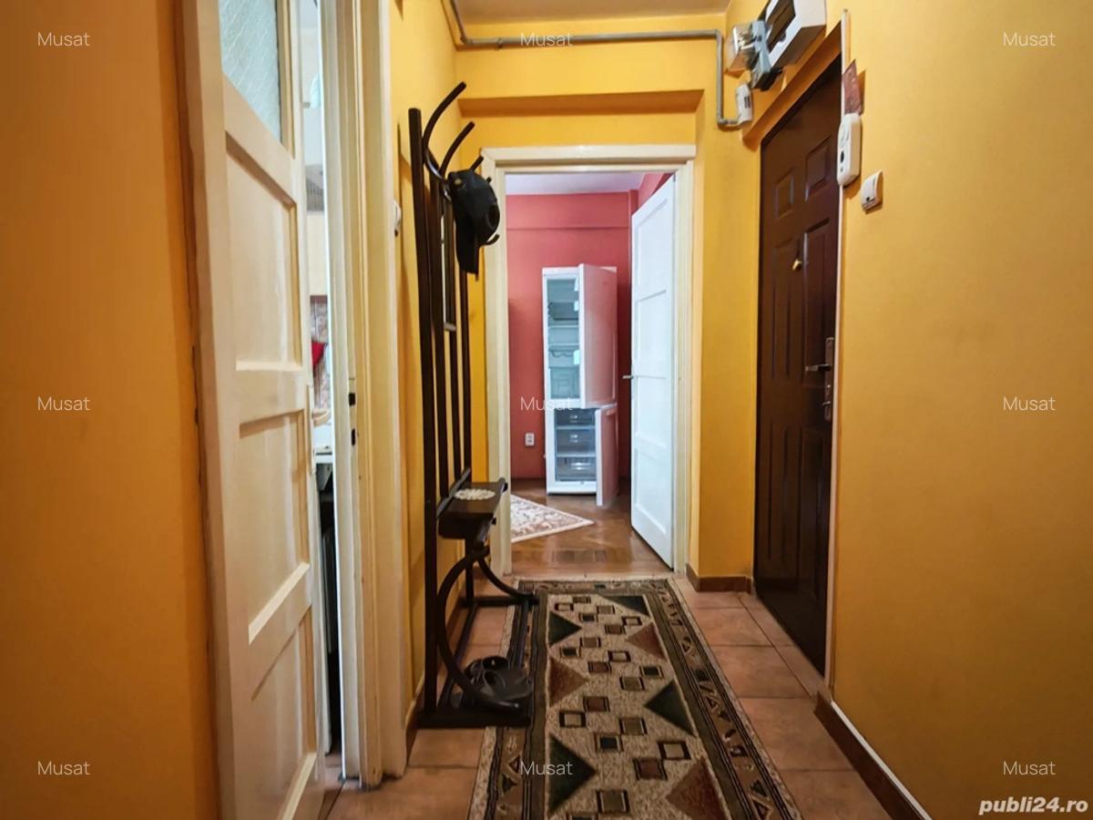 Ultracentral , Zona Mall Mercur , apartament 3 camere - 4