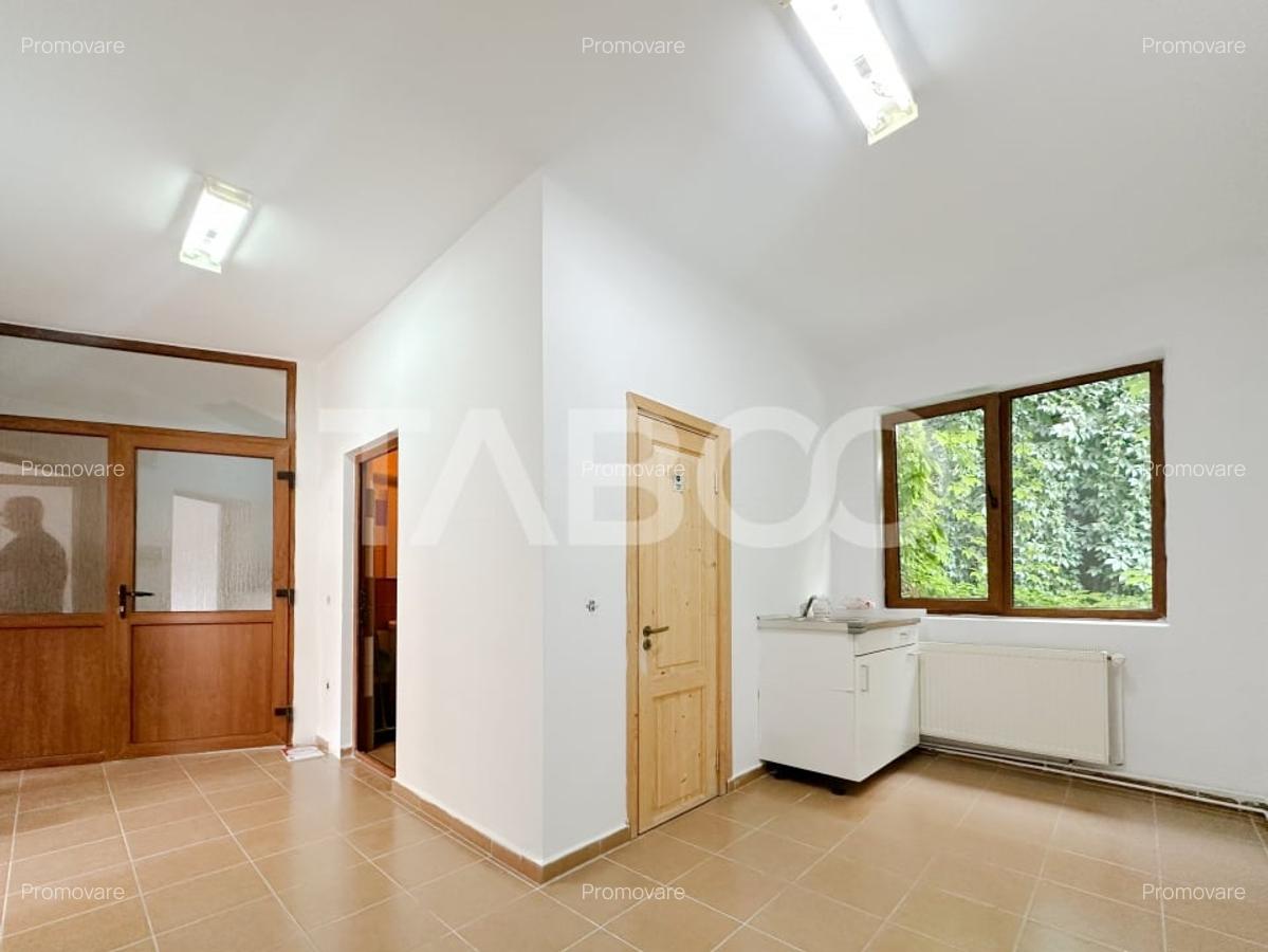 Apartament cu 2 camere decomandate in Centru pretabil si pentru birou - 4
