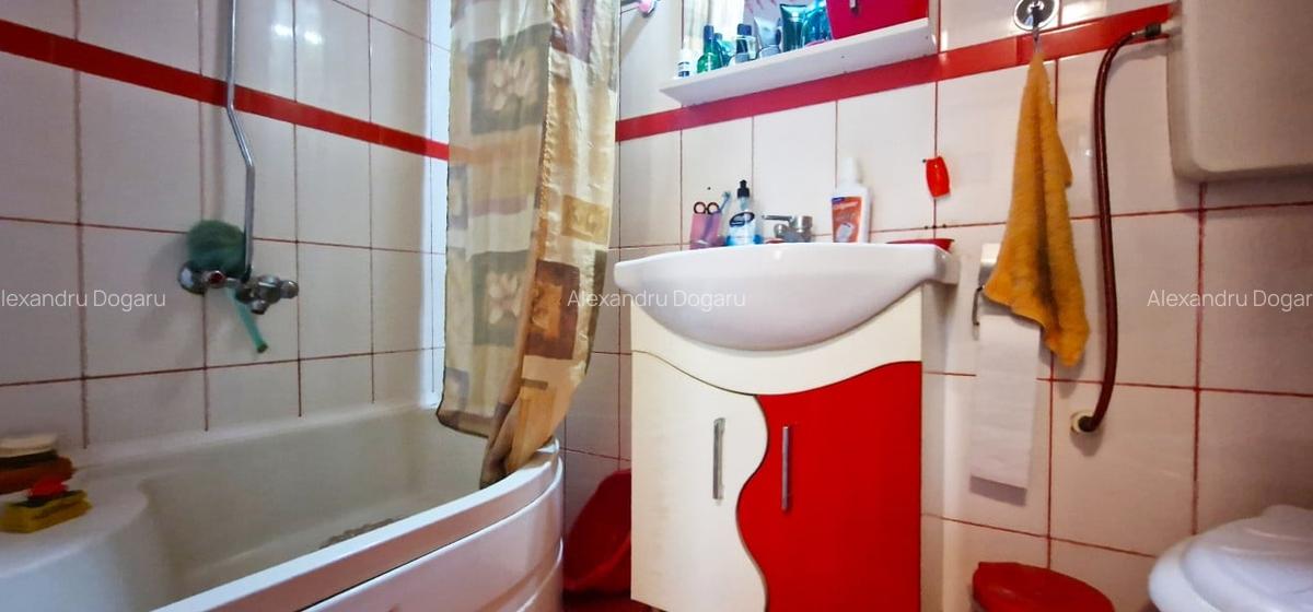 OPORTUNITATE DE INVESTIT! Casa + 2 garsoniere la doar 80mp de plaja, Faleza Nord - 5