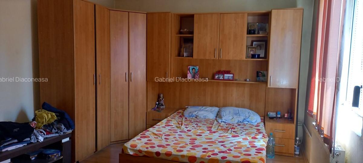 Casa P+1+M Eroii  Revolutiei - 8