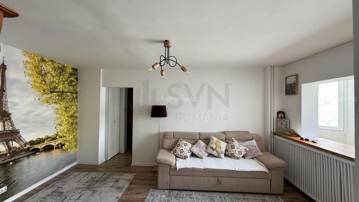 Apartament cu 4 camere semidecomandat în 1 Mai - 2