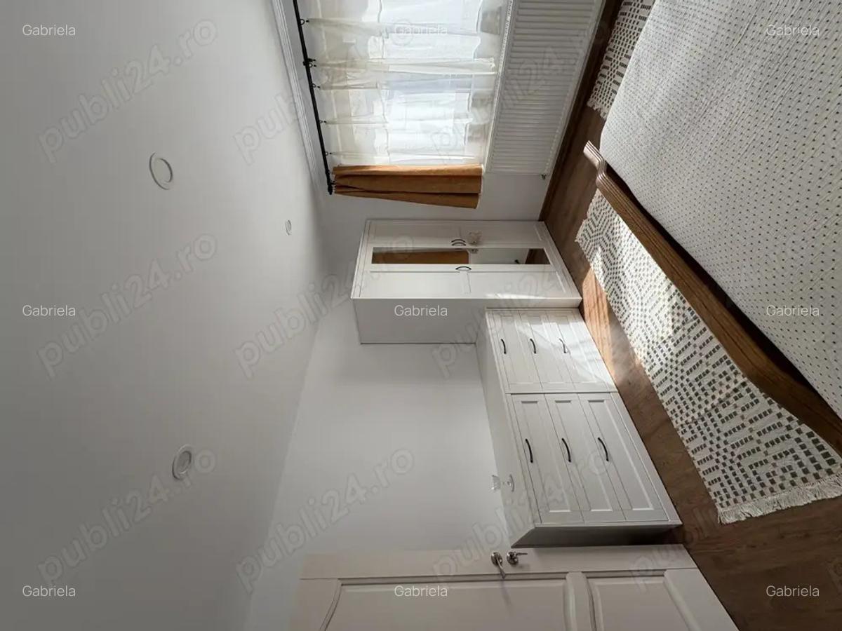 PRET REDUS: Sinaia apartament cu 3 camere, curte, terasa, langa centru - 3