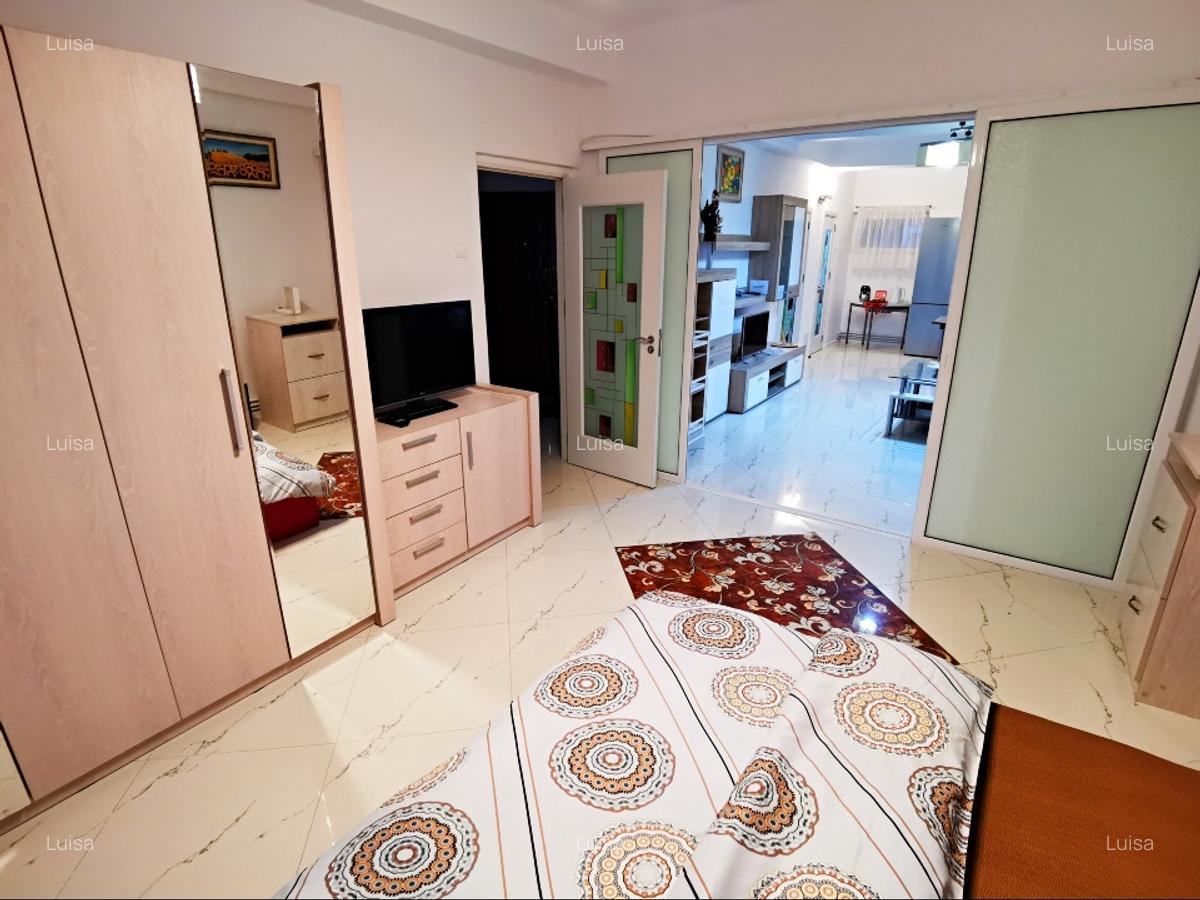 Str. Mihai Eminescu - Cal. Dorobantilor - ASE - Particular - 3 camere - Etaj 1 - 3
