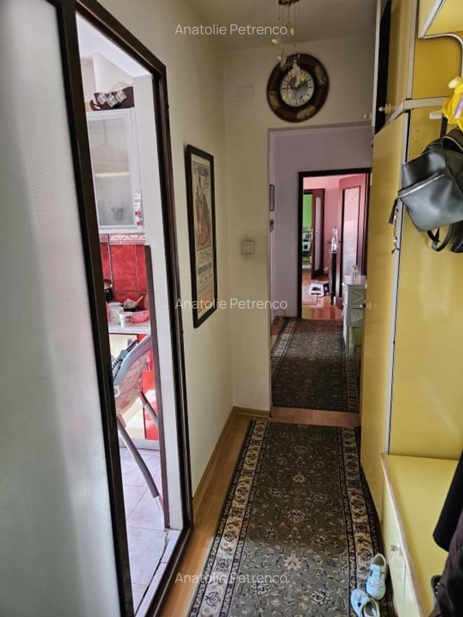 Apartament 3 camere, semidecomandat, 64mp utili, zona Dambovita - 11