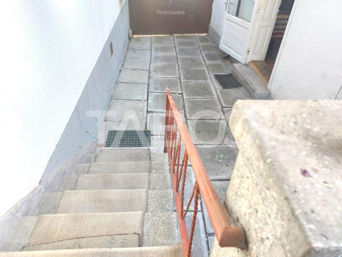Casa 78 mpu curte proprie pretabila regim hotelier zona istorica Sibiu - 20