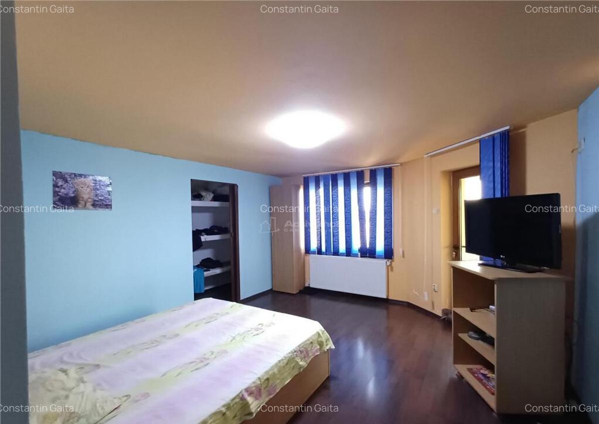 5 camere - 3 bai - 200 mp utili - teren 920 mp - Domnesti - - 7