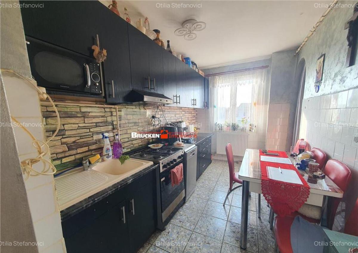 Apartament cu 3 camere de - 15