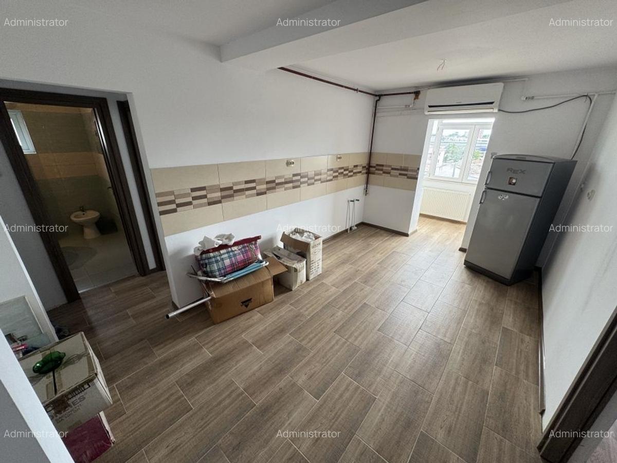 Apartament 2 camere zona Inel 2 - 4