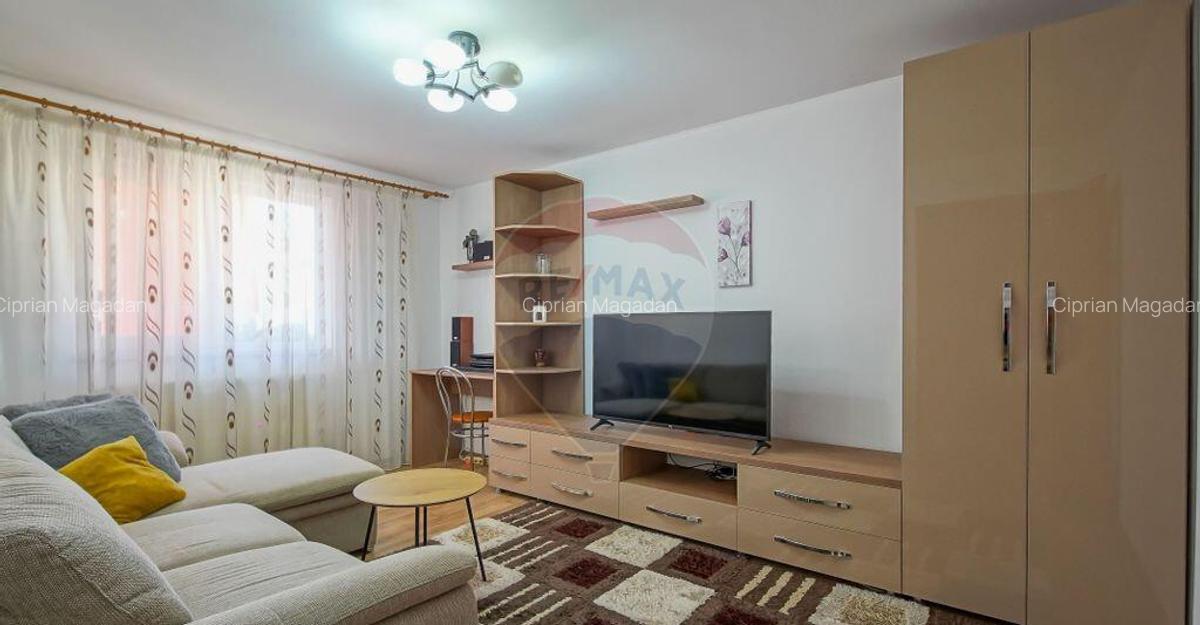 Apartament cu 2 camere Tractorul - 2