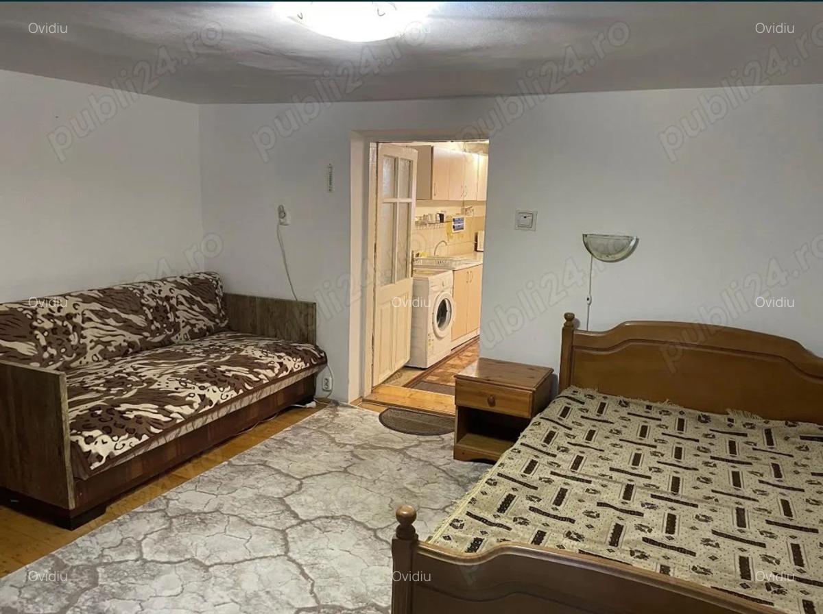 Ofer spre inchiriere garsoniera in zona centrala - 3