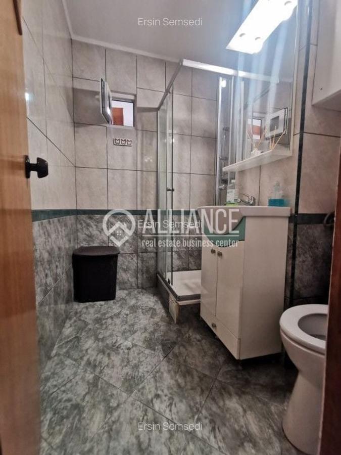 Zona Trocadero garsoniera mobilata termen lung - 9