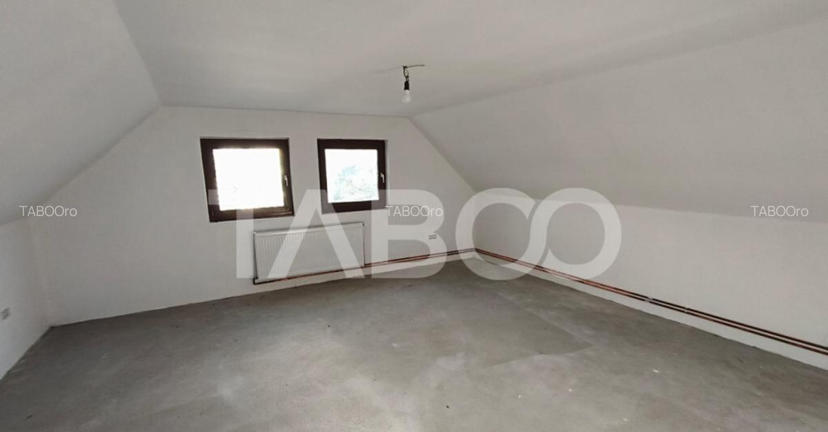 Microferma cu locuinta de vanzare in Pianu de sus - 8