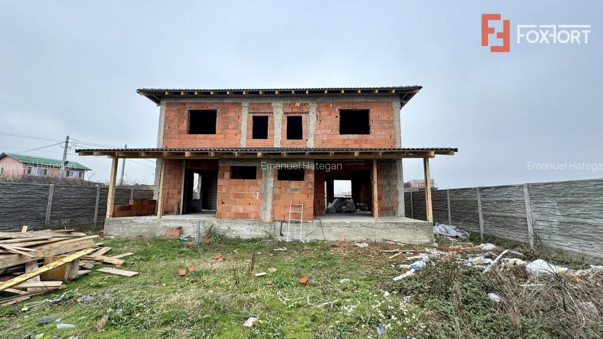 Duplex cu 3 camere in Sag, zona Manastire - 1