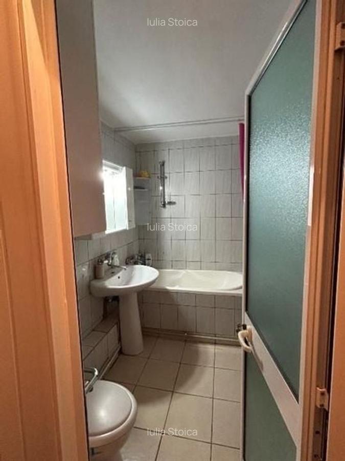 De vanzare Apartament 2 Camere Drumul Sarii - 13 Septembrie - 9