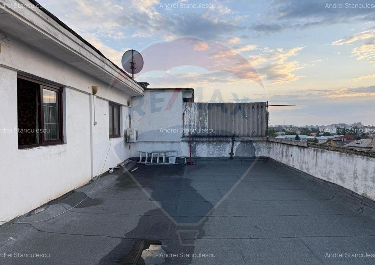 VANZARE Garsoniera cu terasa de 50mp in zona Ultracentral... - 12