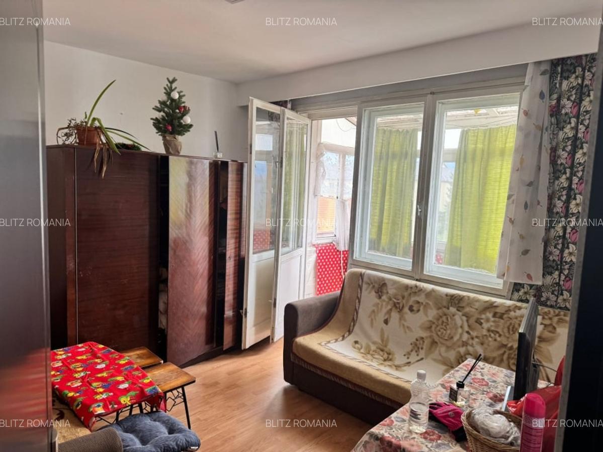 Apartament de vanzare, 40 mp, zona Sasar - 3