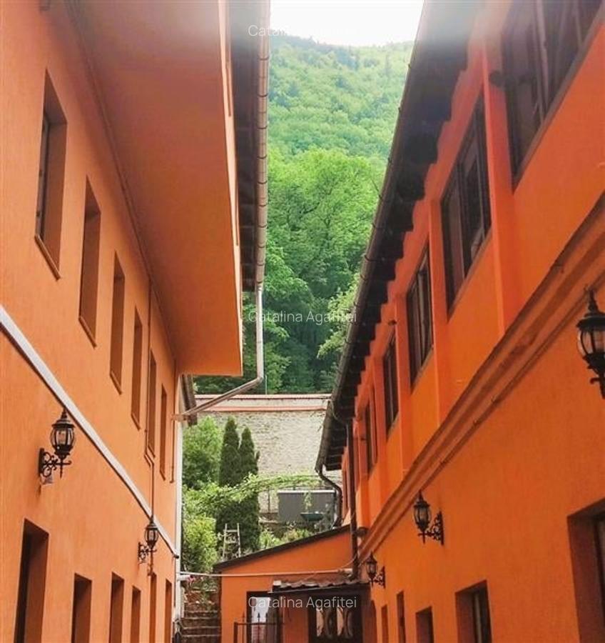 Apartament 3 Camere pentru Birouri sau Servicii. Zona Centrala - 10