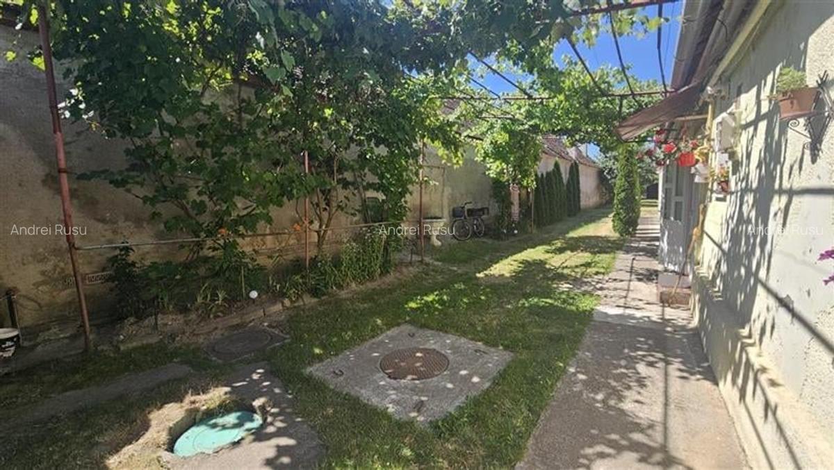 Casă individuală cu 2 camere în Central - 15