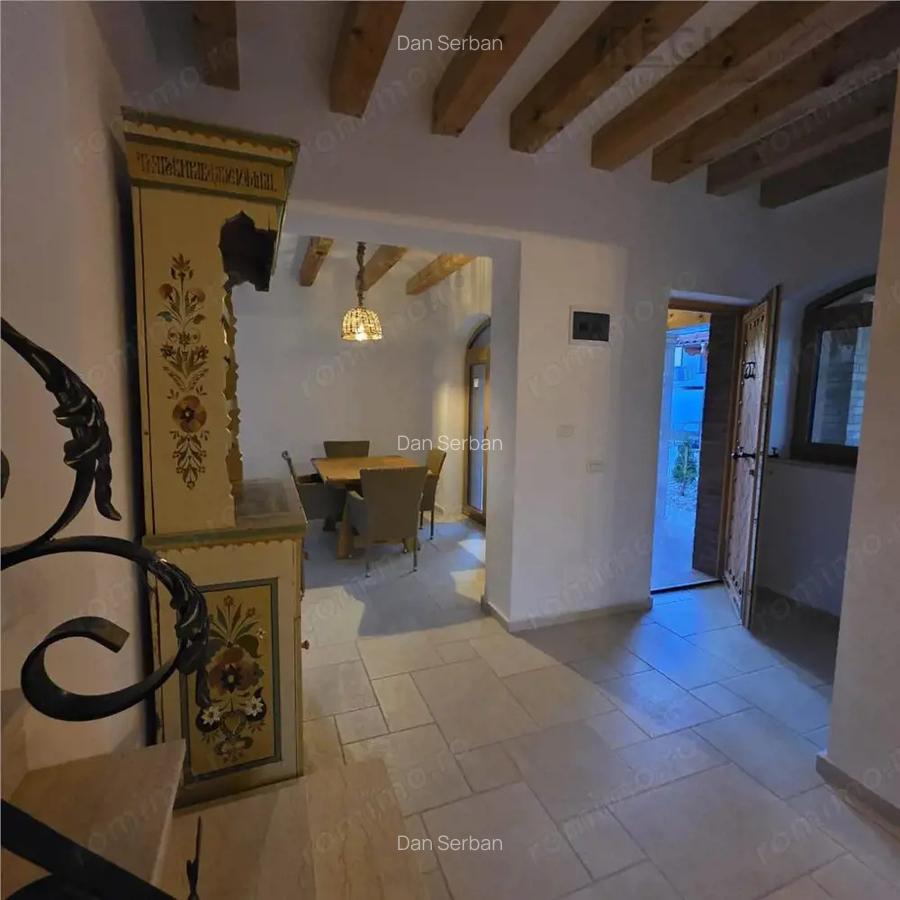 Casa de 4 camere , zona Tractorul - 8